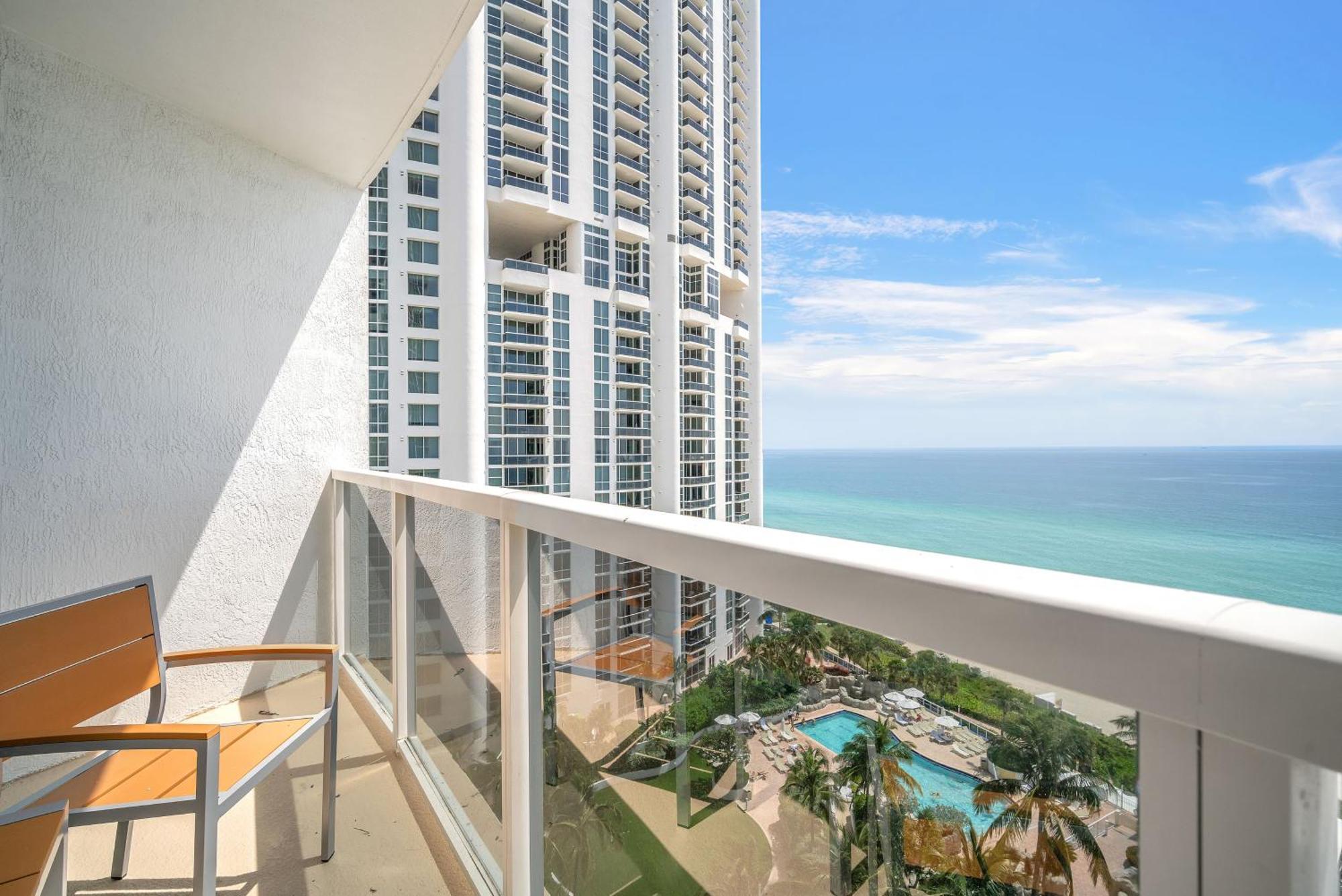Trump Intl 2 Bedroom Apartment 1600 Sqf Ocean Front Miami Beach Luaran gambar